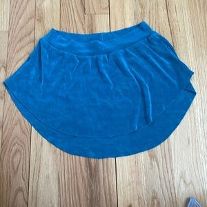 Motion wear skirt